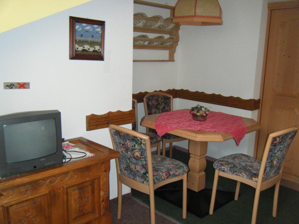 Landhaus Griesser Kaprun Habitación foto